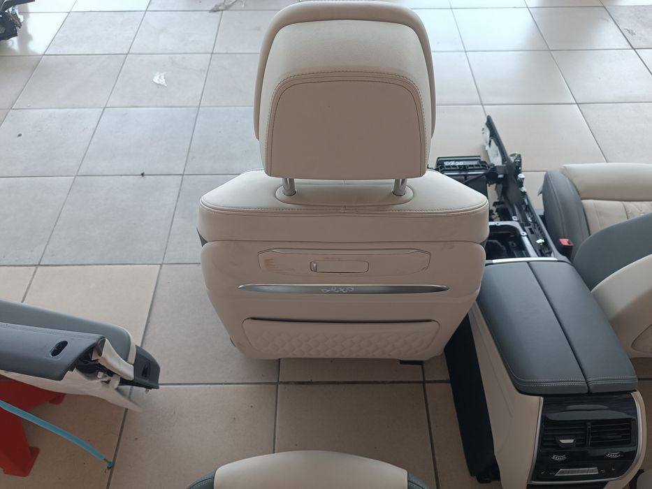 Салон сидіння комплект BMW X7 G07 БМВ Х7 Г07 розборка шрот запчастини 52105A1A503 Салон сиденья комплект