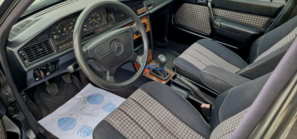 Mercedes 190 2.5 d 1993 extras Sportline