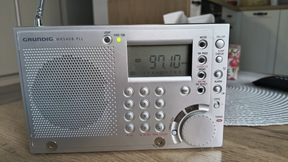 Grundig WR5408 (Yacht boy 80)  radio globalne