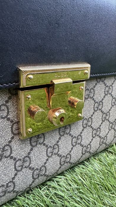 Carteira Gucci Padlock GG Supreme Small Shoulder Bag