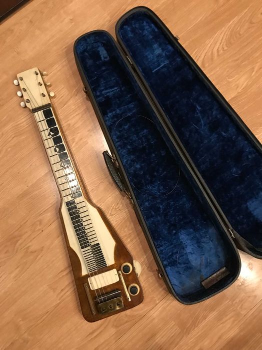 gitara elektryczna Lap Steel