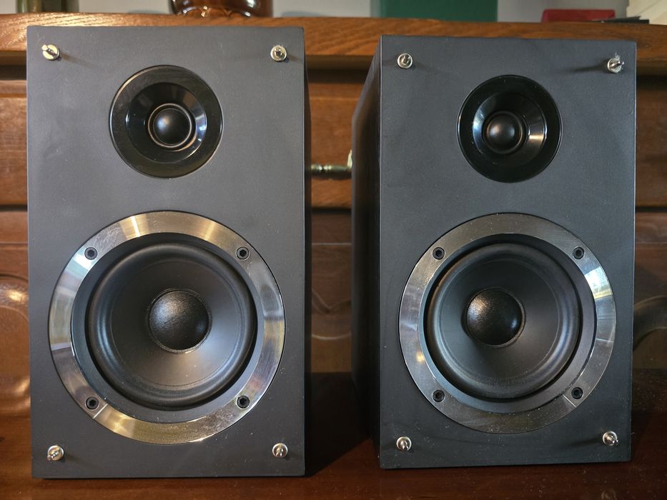 Kolumny głośnikowe LG 50 W Bas Reflex
