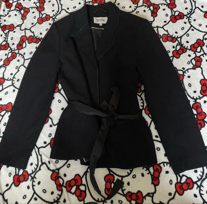 Elegancka czarna marynarka