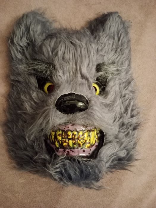 Wilkołak maska halloween screapy wilk