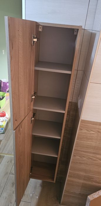 Słupek łazienkowy orzech 150x30x25 (w/sz/g)