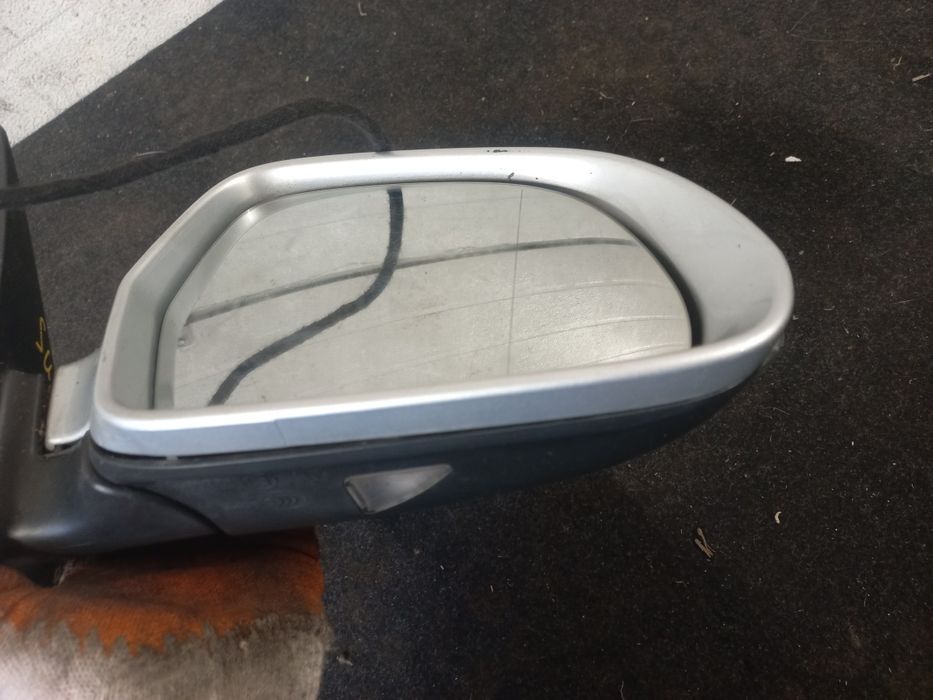 Lusterko prawe skoda superb II lift 9 pin la7w