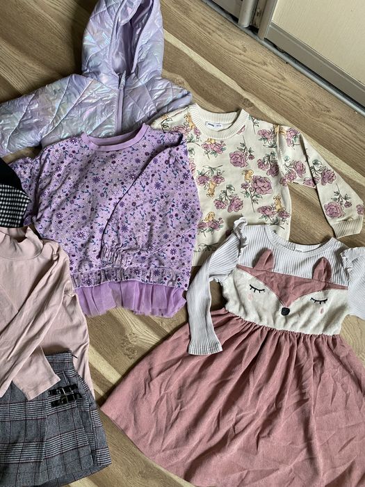 Пакет одягу на дівчинку 104-110р