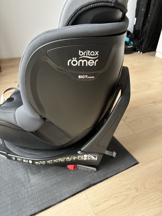 Fotelik britax romer dualfix m i-size