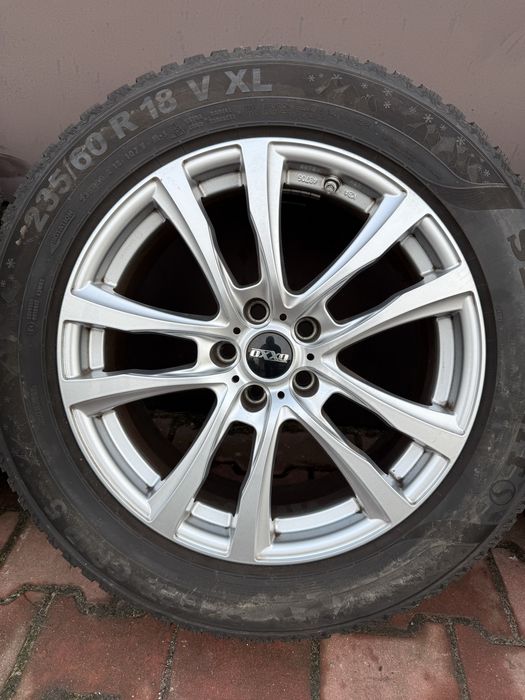 Komplet kół zimowych 5x112 Audi Q5 Vw Tiguan Mercedes 235/60/18 Semper