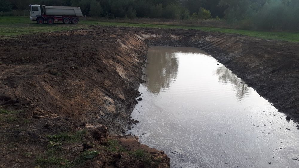 Wykopy Stawów wykopy pod obory.