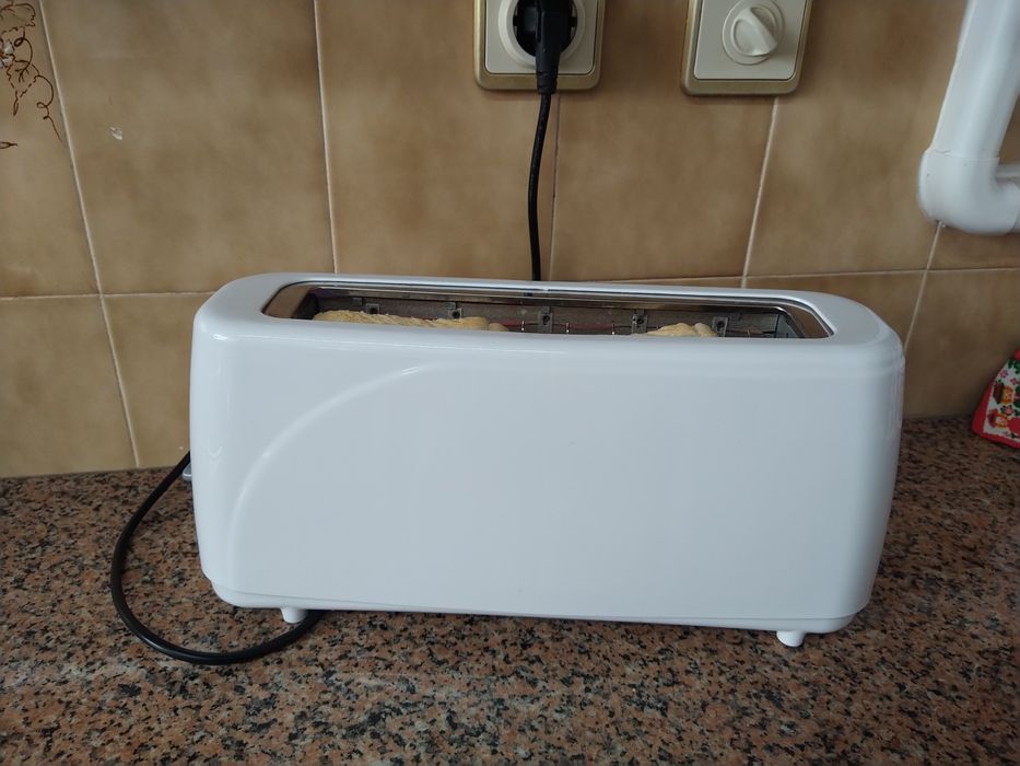 Torradeira tostadeira grelhador assadeira fritadeira casa quarto apartamento vivenda escritório gabinete carro cozinha.