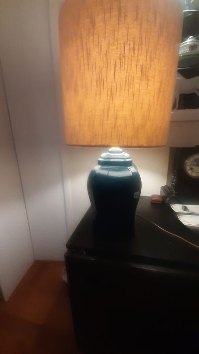 Candeeiro azul com abatjour