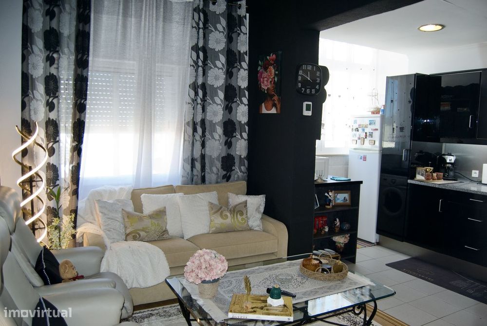 Apartamento T2, totalmente remodelado, no centro de Setúbal!
