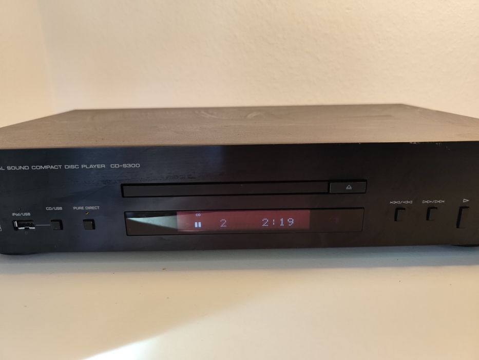 CD програвач Yamaha CD-S300