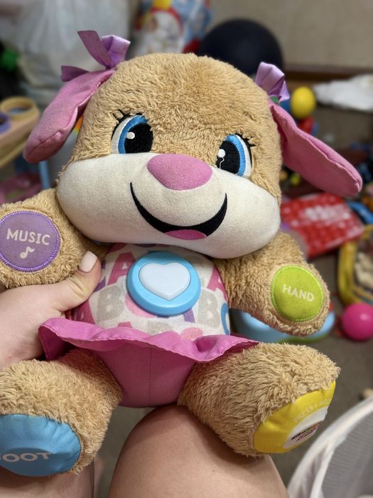 Умный щенок сестричка