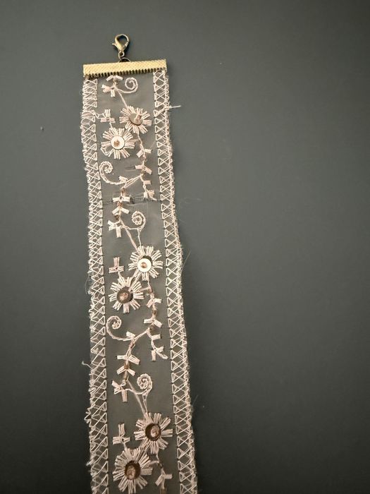 Choker różowy kwiatki
