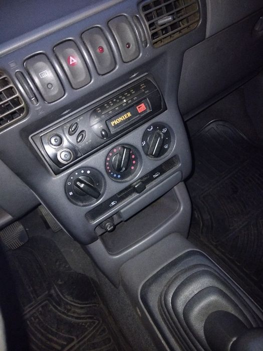 Nissan micra k11