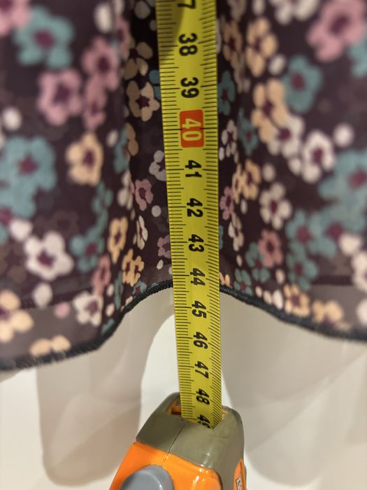 Sprzedam śliczną spodniczkę mini rozm 38