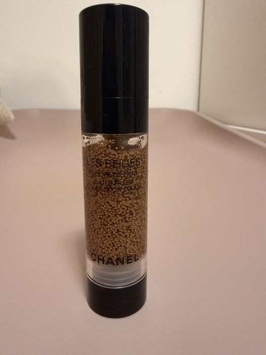 Podklad Chanel LES BEIGES TOUCHE DE TEINT, kolor B50