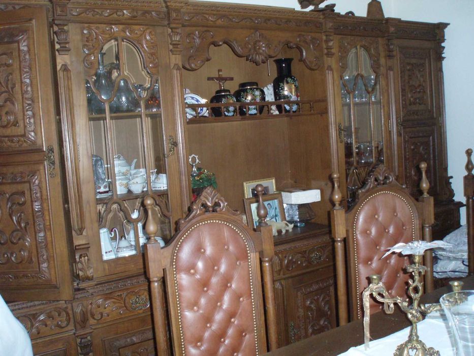 Móveis em talha quarto e sala