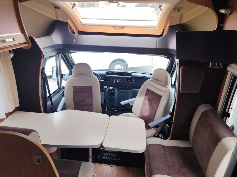 Benimar mileo 290 (cama central)