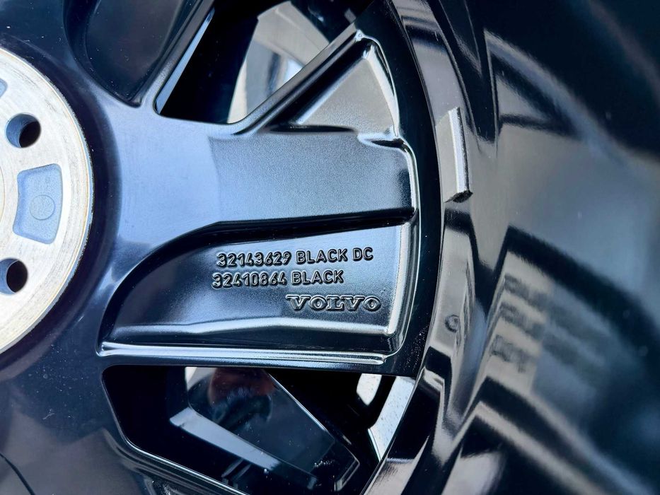 Alufelgi VOLVO XC40 R-Design Oryginalne Czarne 20 Letnie NOWE