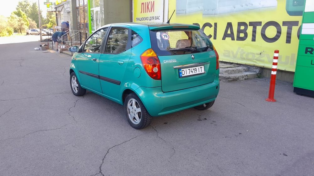 Продам компактний автомобіль Чана Бенні