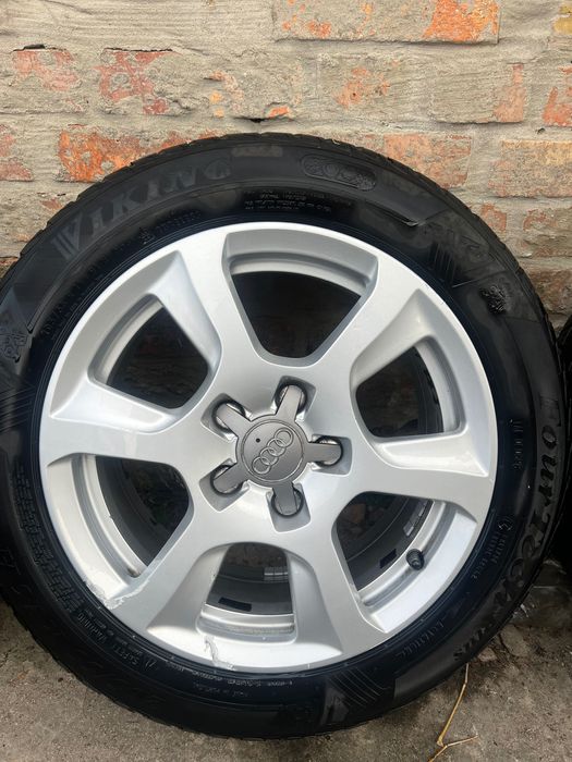 Титанові диски на Ауді   5*112 R16  зимовою резиною 205, 55