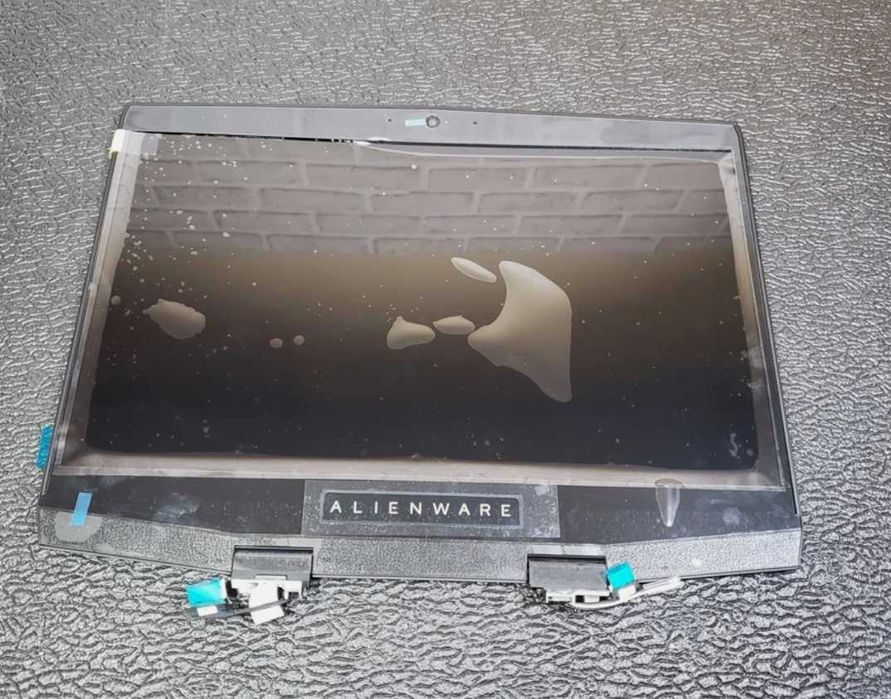 Dell Alienware M15 FHD 144Hz  Екран в зборі