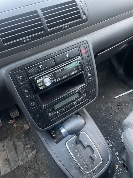 Vw sharan 1.8t lb7z caly na czesci