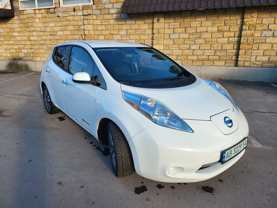 Продам нісан ліф 38кв