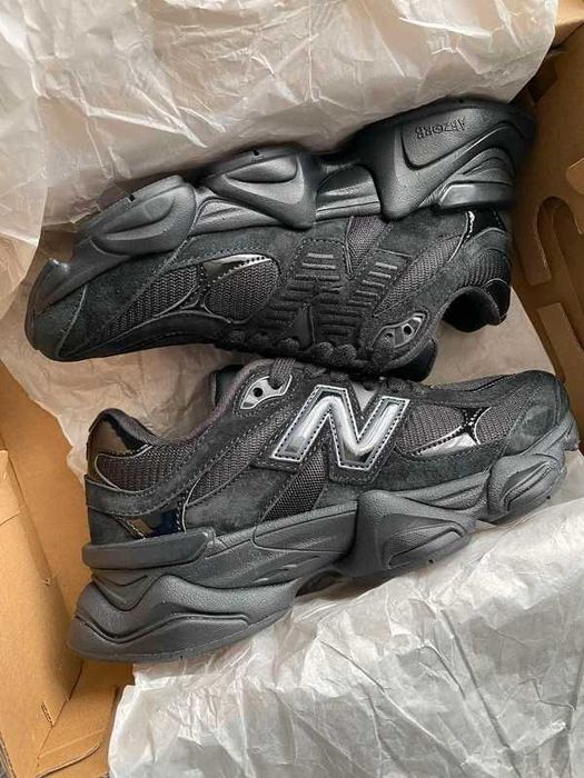 New Balance 9060 Triple Black Suede BPM R.43
