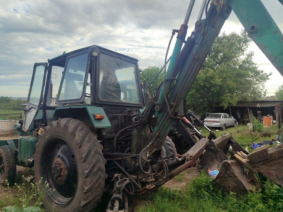 Єкскаватор, спец техніка юмз