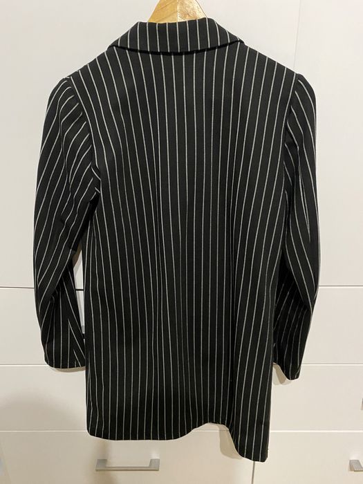 Dłuższa marynarka żakiet w paski CARRY rozm. S