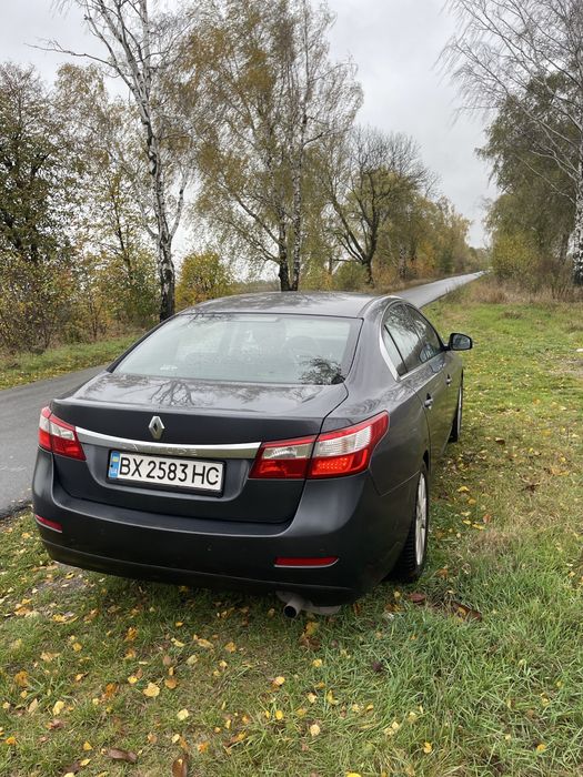 Renault Latitude 2011 2.0 максимальна комплектація