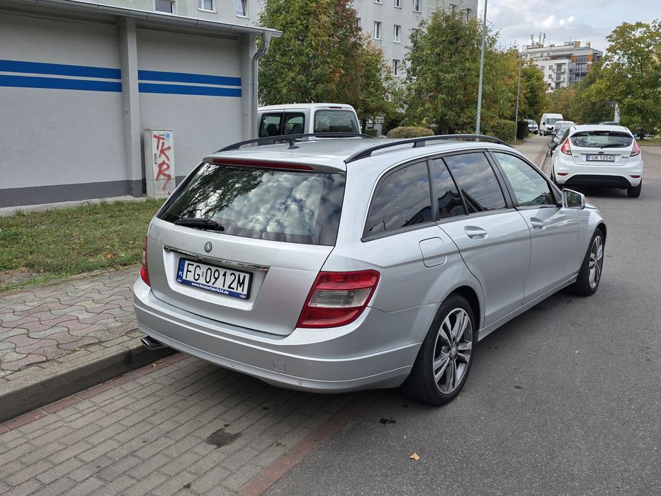 MERCEDES  klasy c w204