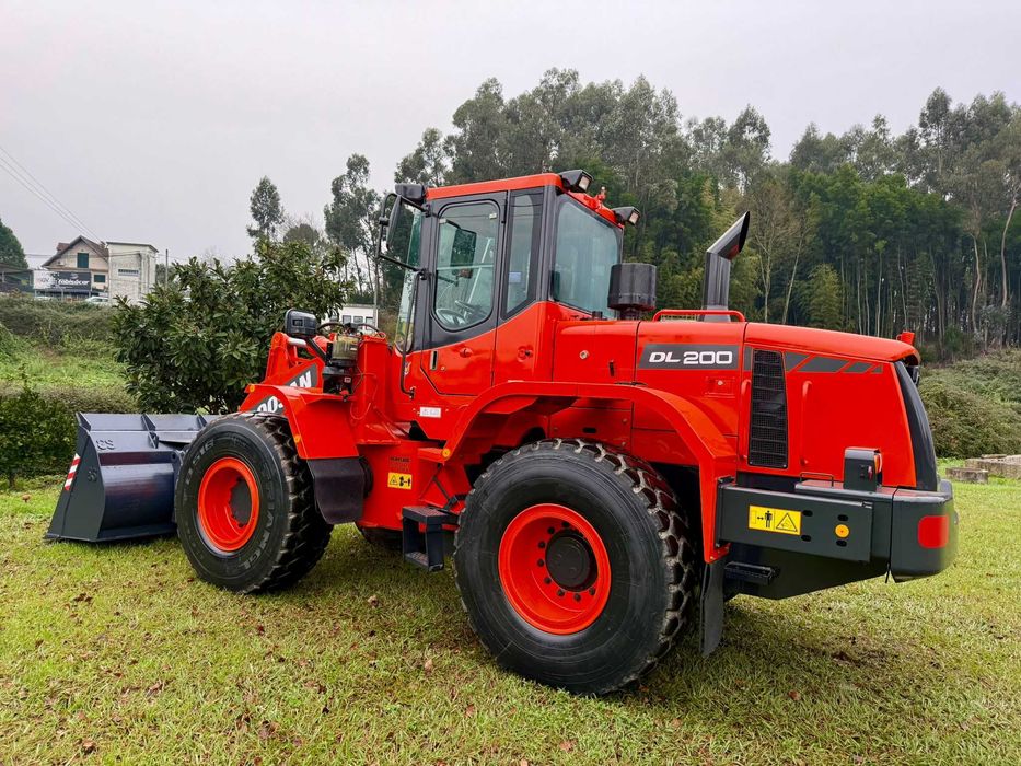 Pá Carregadora de rodas Doosan DL200