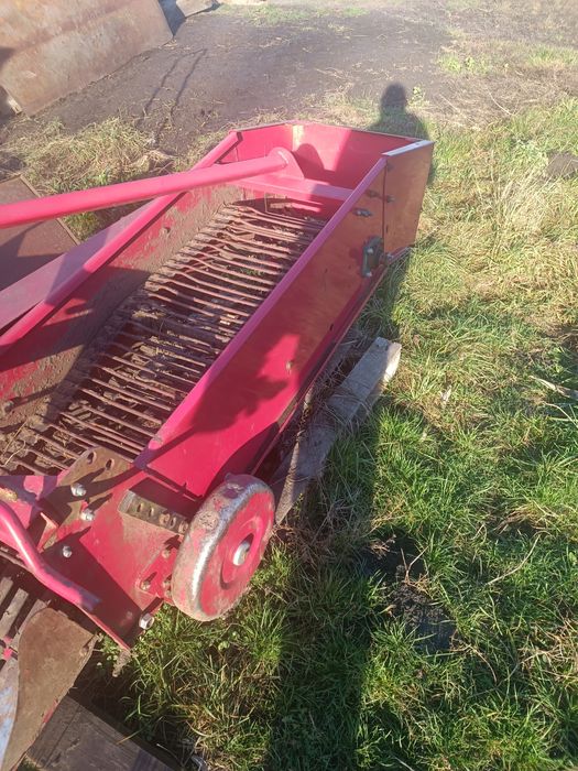 Продам картоплекопачку.