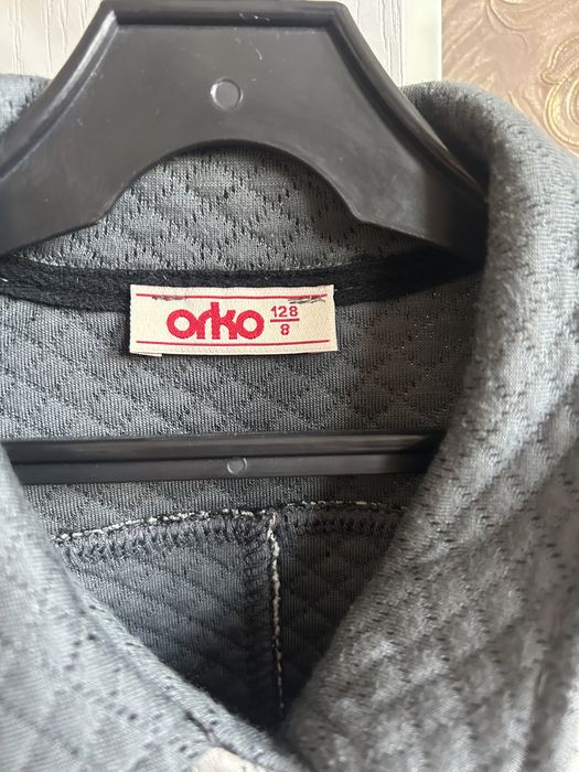 Піджак на дівчинку