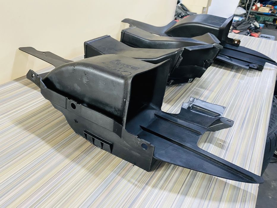 Воздуховоди БМВ Е39 Воздуховод на Охлаждения Тормозов Е39 Охолодження