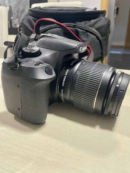 Maq. Fotográfica Canon EOS 1300D