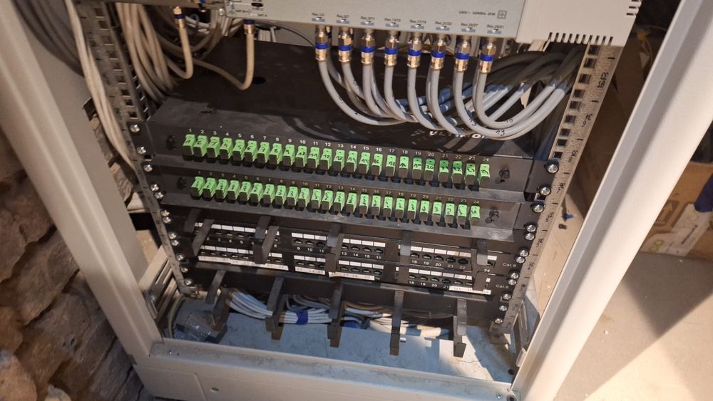 Swiatlowody Spawanie / Naprawa /pomiary /Poznan /Wielkopolska/