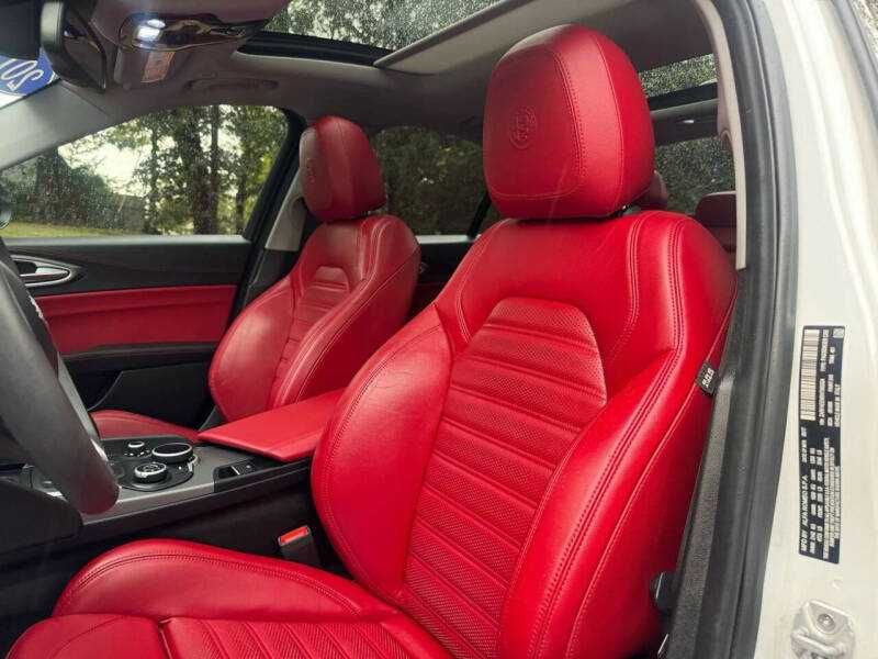2017 Alfa Romeo Giulia Ti 5400