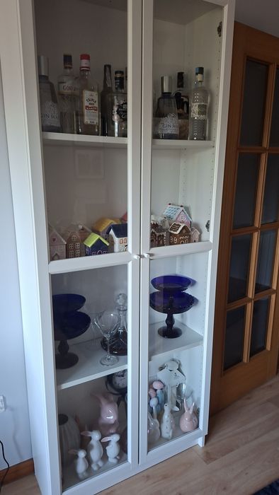 Móvel vitrine branco