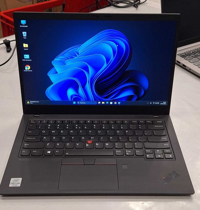 Lenovo ThinkPad X1 Carbon G8 i7-10610| 16GB RAM | 256GB SSD| W11
