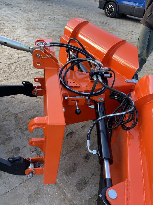 Pług do śniegu”Spych/TUZ/TUR*OBROTOWY**Producent*Strzałkowy*!OKAZJA!