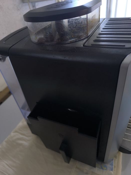 Máquina café Krups quattro force