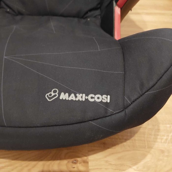 Sprzedam fotelik samochodowy Maxi Cosi 15-36 kg