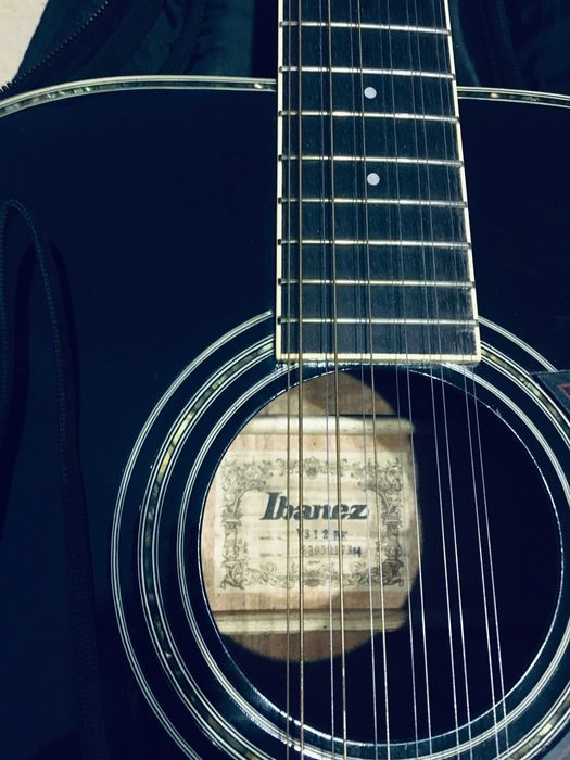 Gitara akustyczna Ibanez