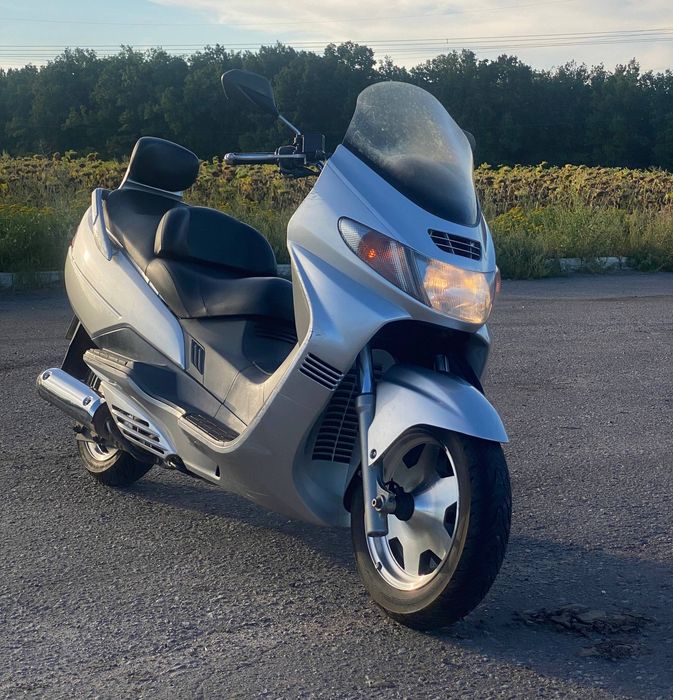 Максі-Скутер SUZUKI SKYWAVE 250 2001 г.